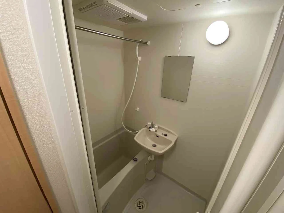 設備・使用は号室により異なる為、現況を優先致します。