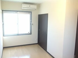 1Ｆフローリング　2Ｆカーペット