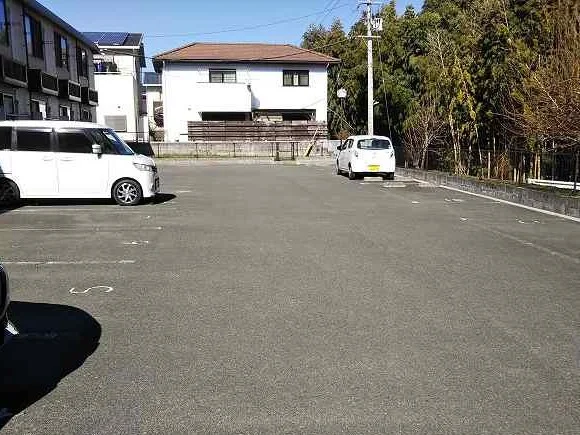 写真と現状が異なる場合は現状を優先します。