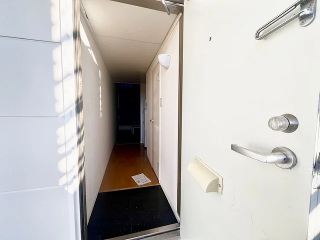 設備・使用は号室により異なる為、現状を優先いたします