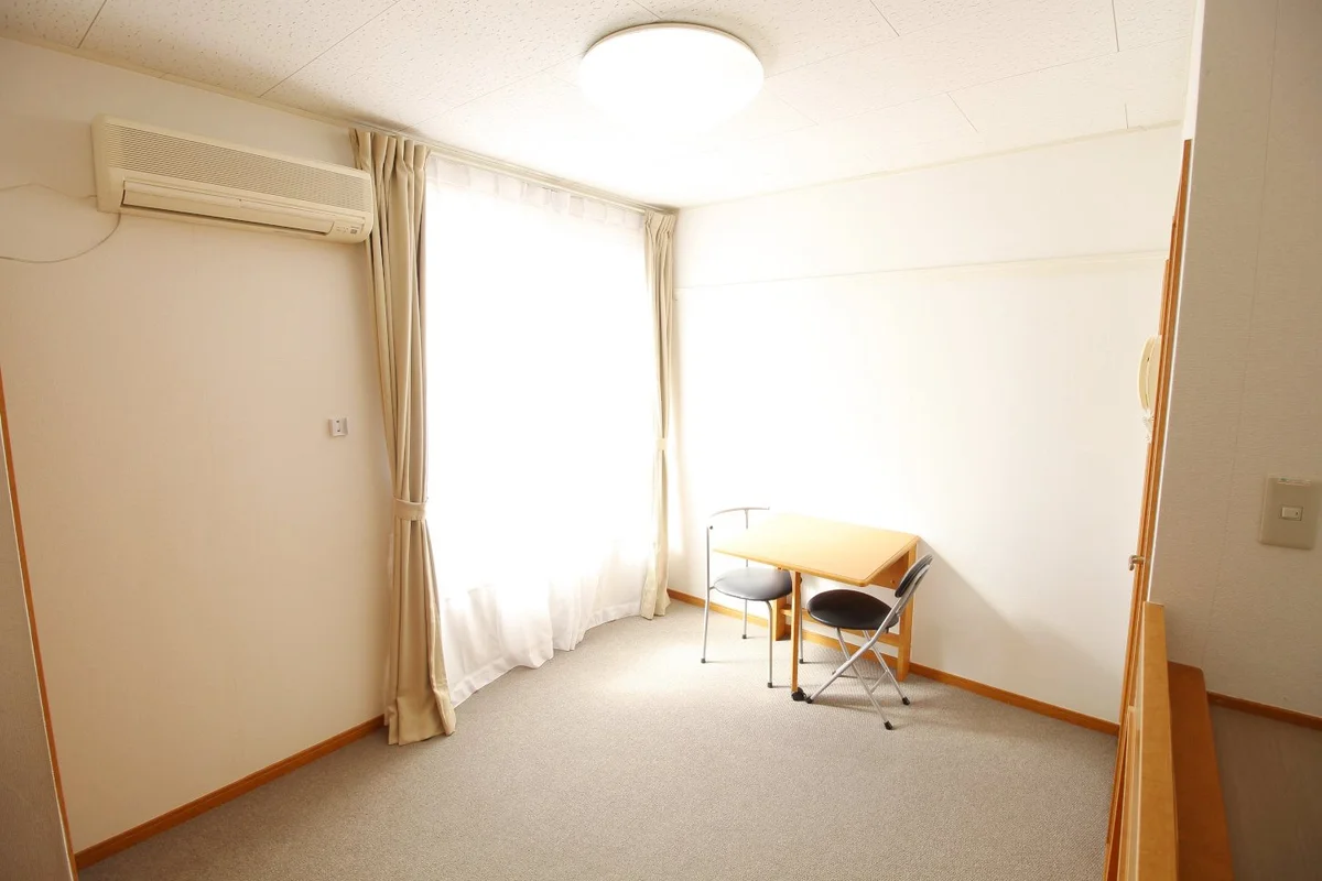 採光面は南西向きで、日当たりも良いですよ♪