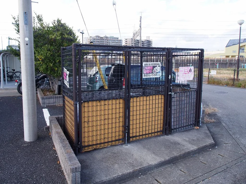 入居者様専用ゴミ庫となります