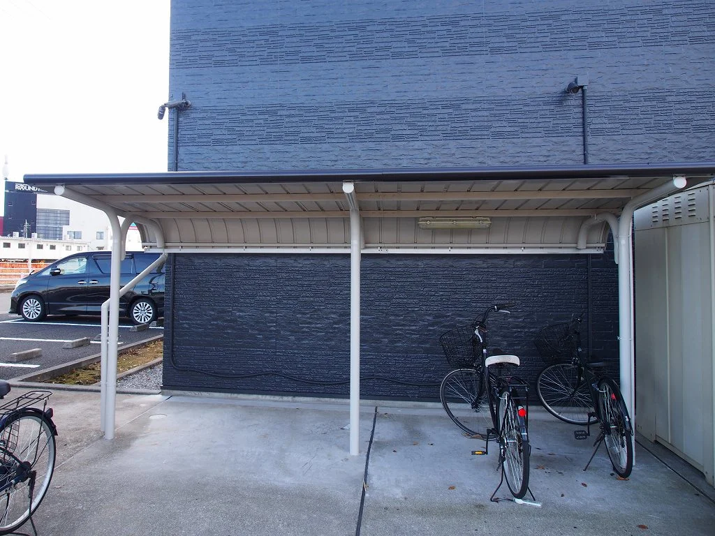 屋根付き駐輪場