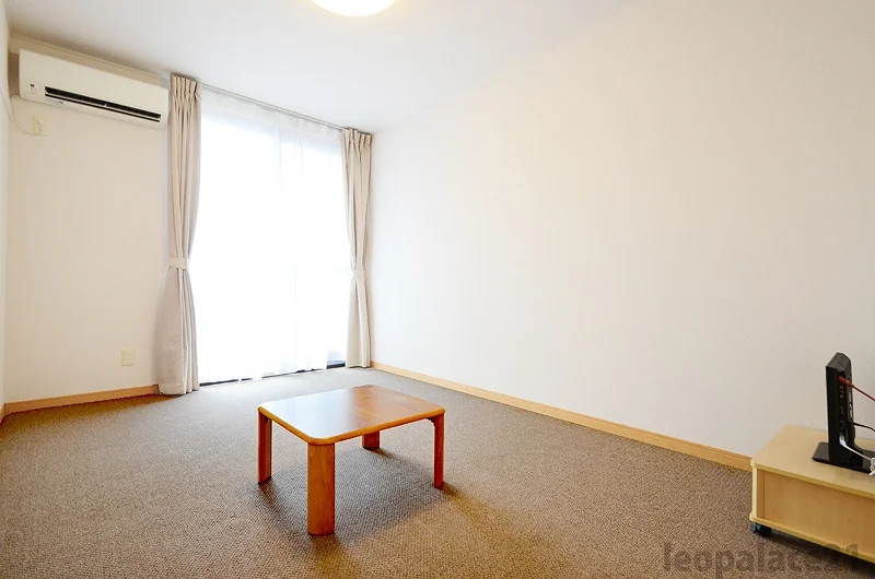 実際のお部屋と異なる場合がございます。