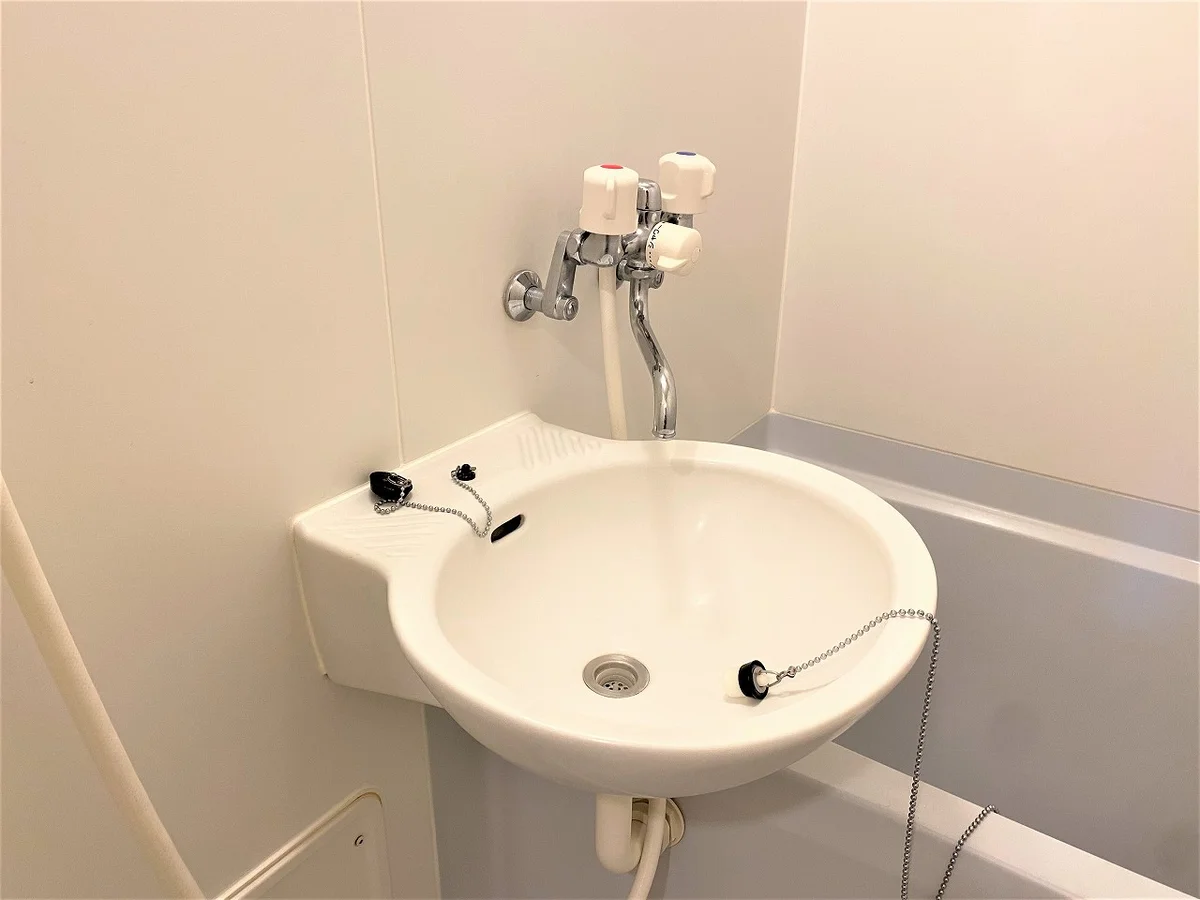 設備・使用は号室により異なる為、現況を優先致します。