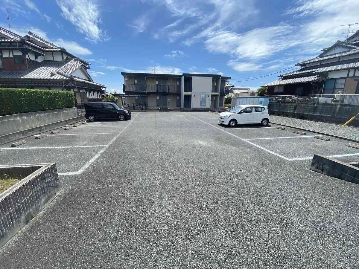 写真と現状が異なる場合は現状を優先します。