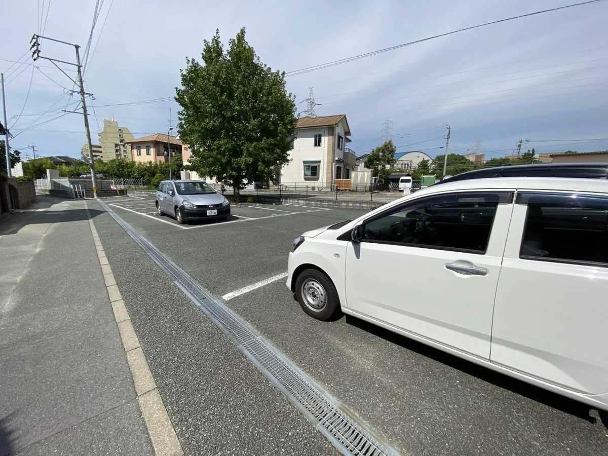 写真と現状が異なる場合は現状を優先します。