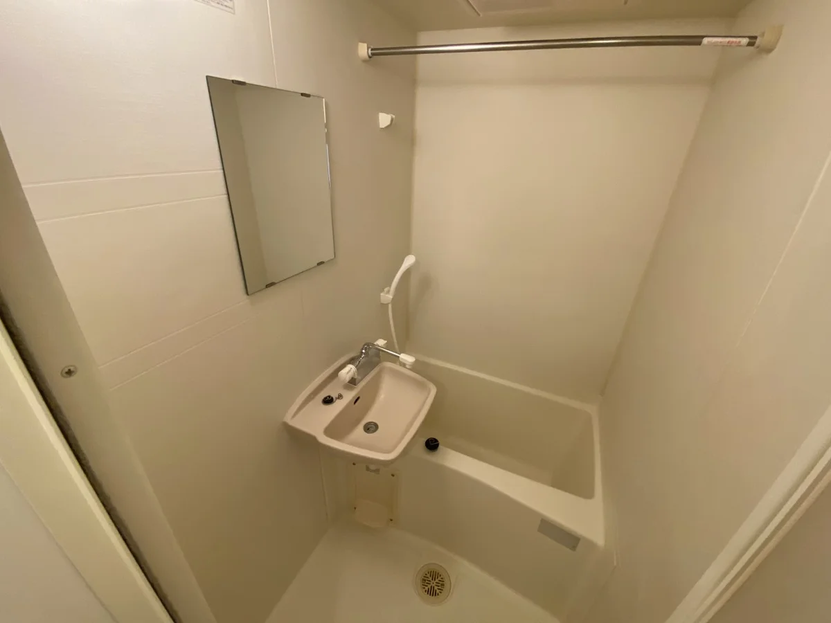 設備・仕様は号室により異なる為、現況を優先致します。