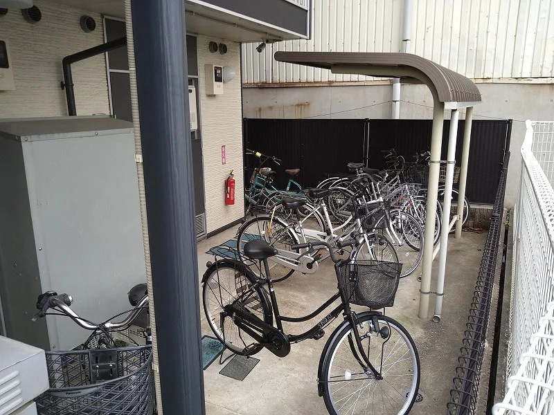 駐輪場　原付＆自転車のみ駐輪可能