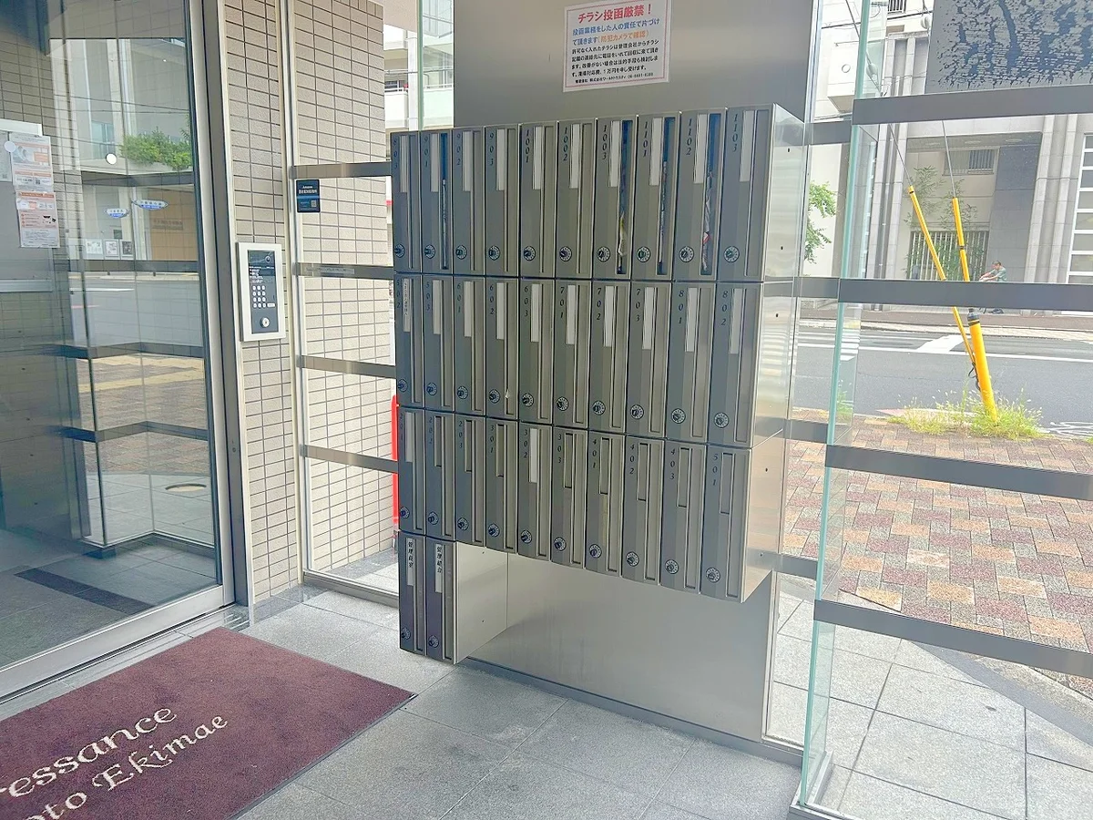 ダイヤル式ポスは安心感あり☆