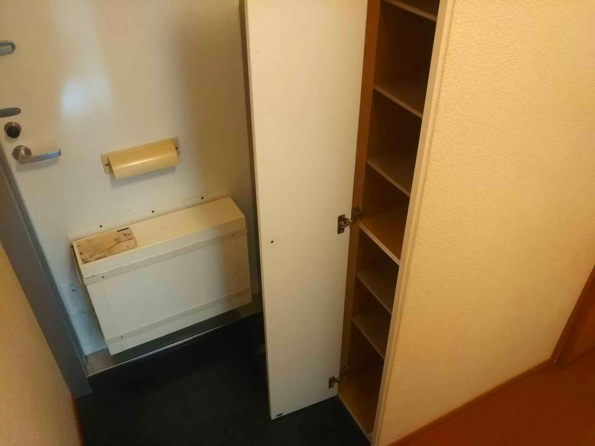 シューズボックス