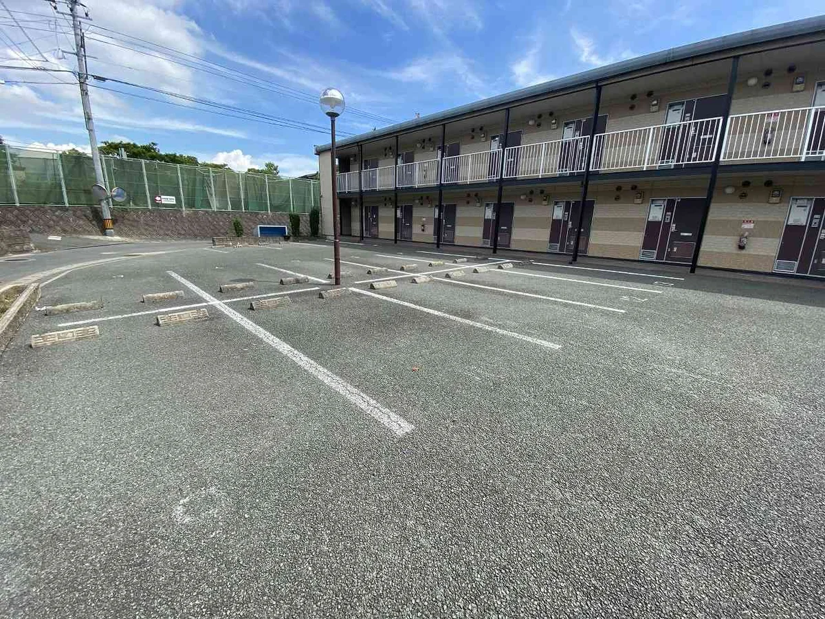 写真と現状が異なる場合は現状を優先します。