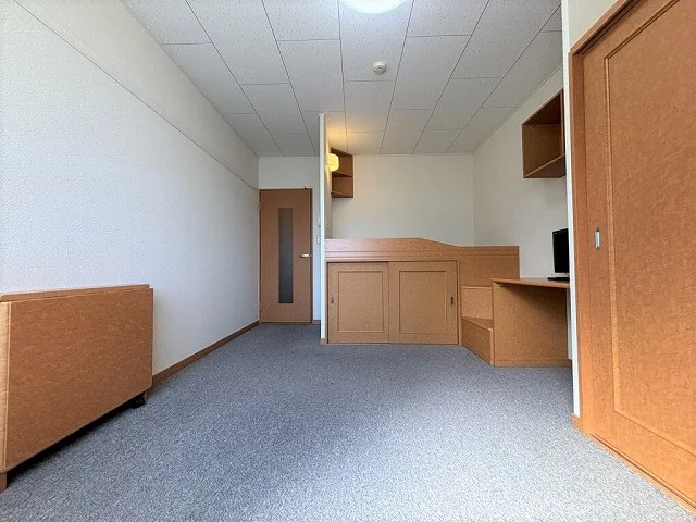 ２階はカーペットになります。