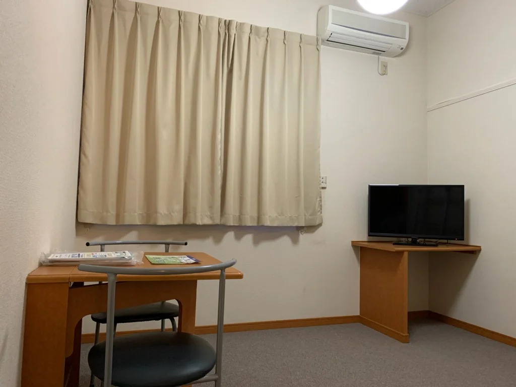 お部屋をゆったり使えるロフト付です。