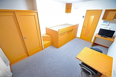 2Ｆのお部屋はカーペットです。