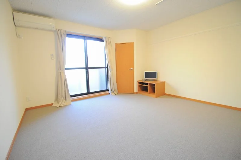 広々とした居室空間