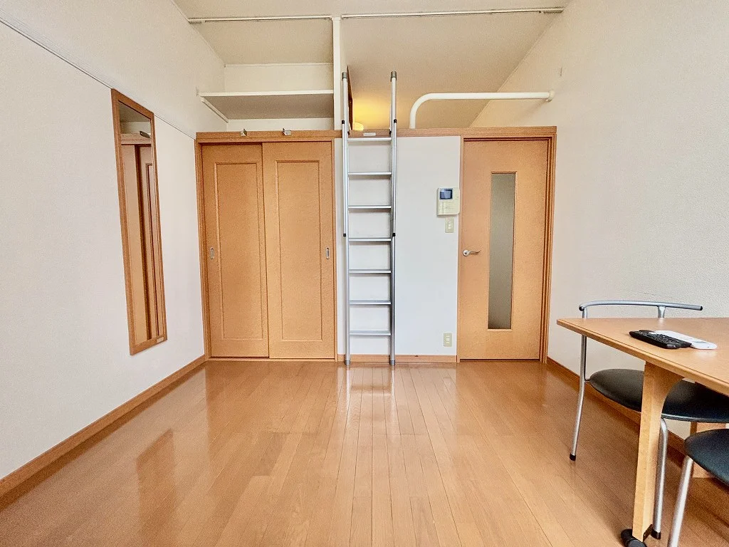 設備・仕様は号室により異なる為、現況を優先いたします。