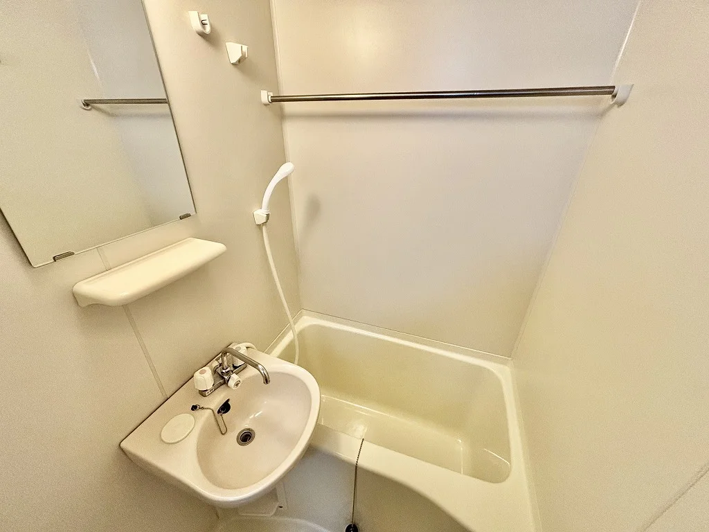 設備・仕様は号室により異なる為、現況を優先いたします。