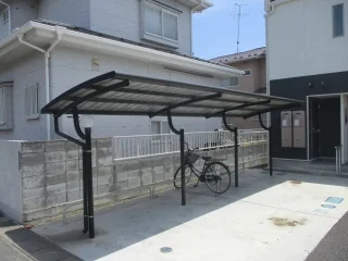 屋根付き駐輪場