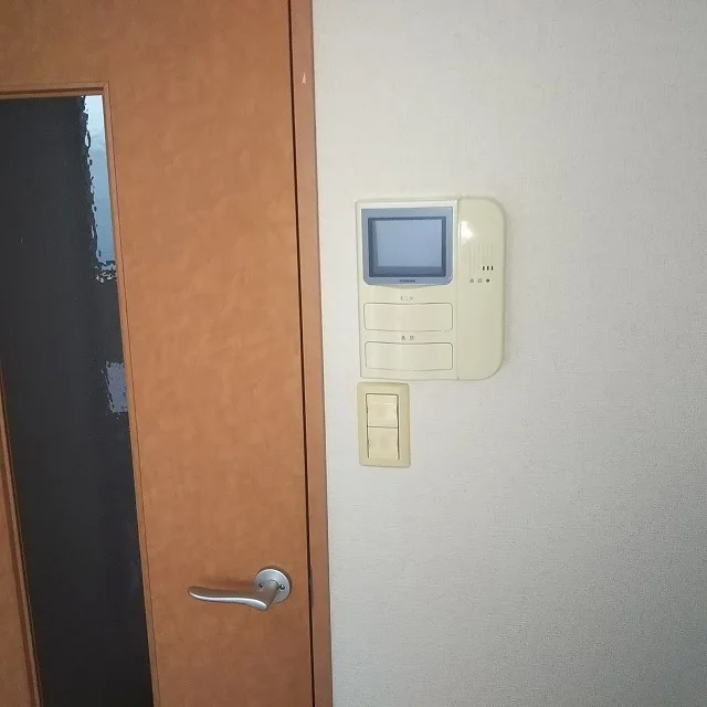 モニター付きインターフォンで急な来訪にも安心です！