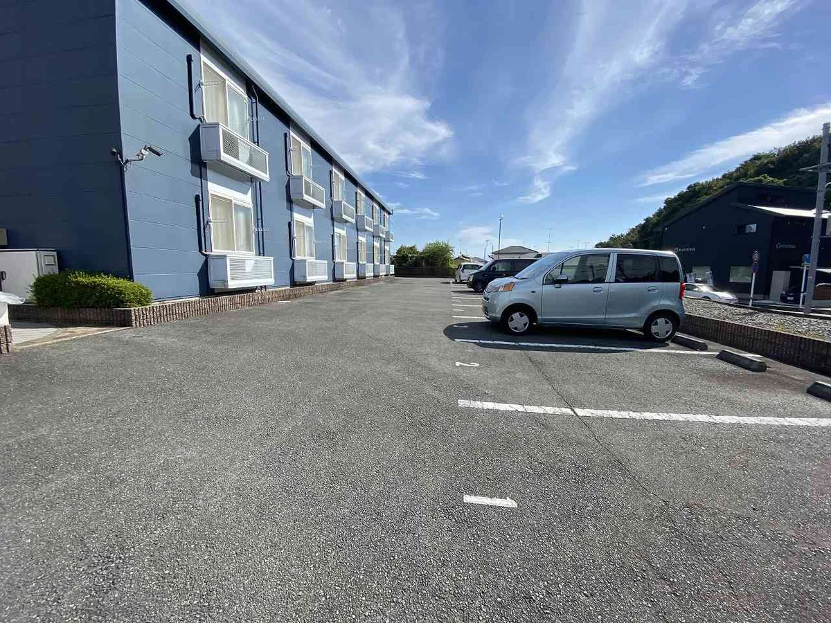 写真と現状が異なる場合は現状を優先します。