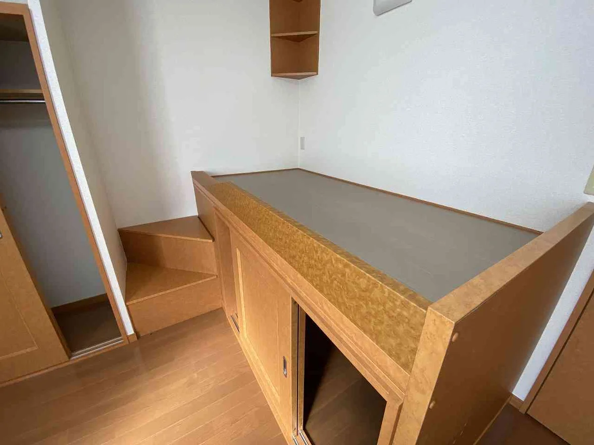 設備・使用は号室により異なる為、現況を優先致します。