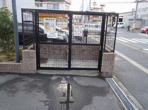 ゴミ置き場