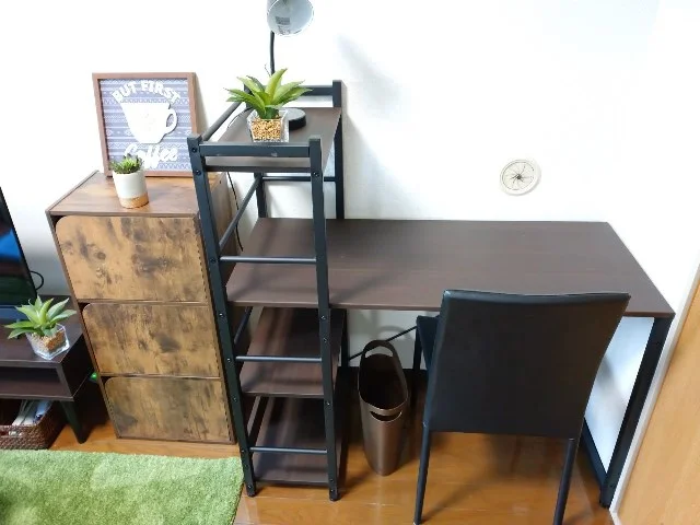 デスク・チェア