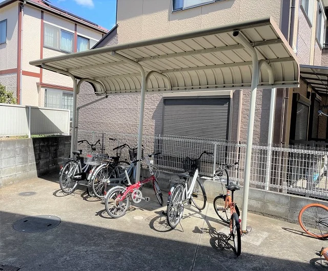 屋根付き駐輪場