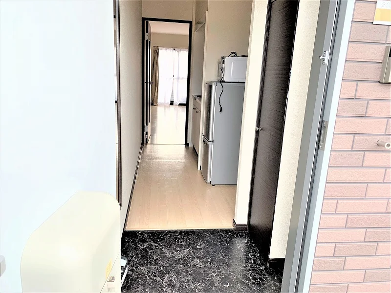 シューズボックスあり。