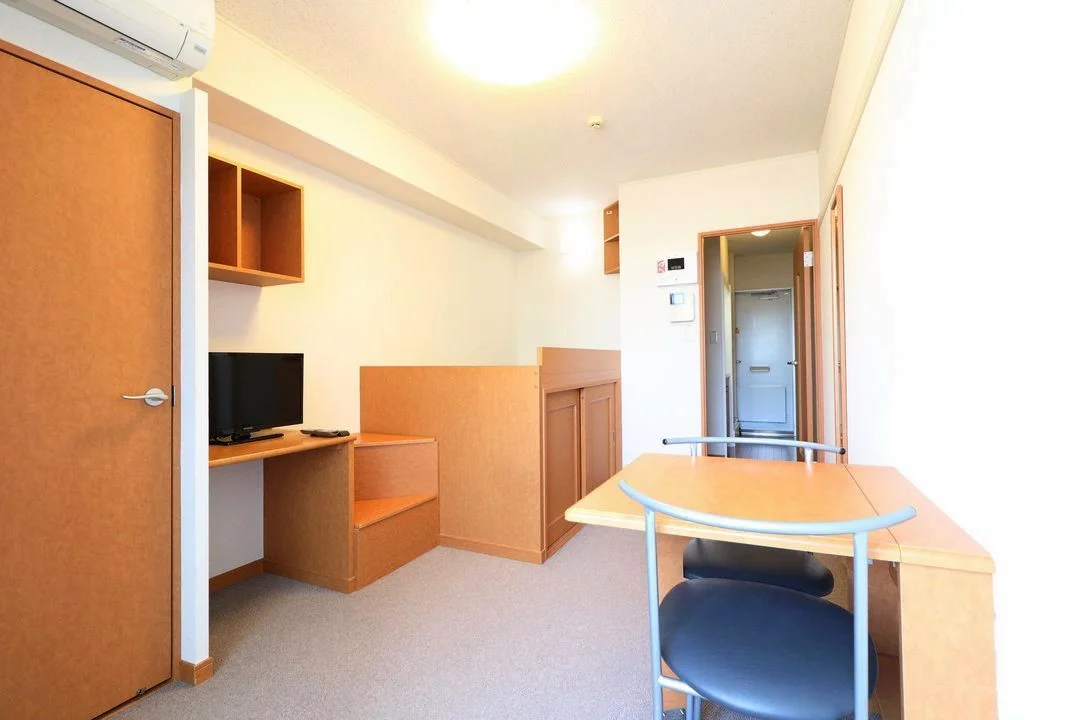 １Ｆはフローリング仕様・２Ｆは絨毯仕様になります。