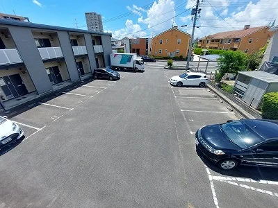 敷地内駐車場