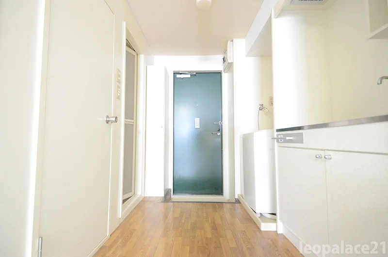 設備・使用は号室により異なる為、現況を優先致します。