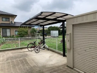 屋根付き駐輪場