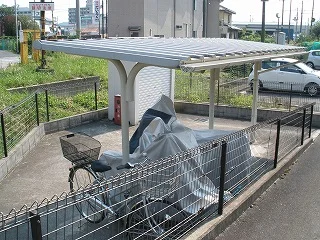 屋根付駐輪場