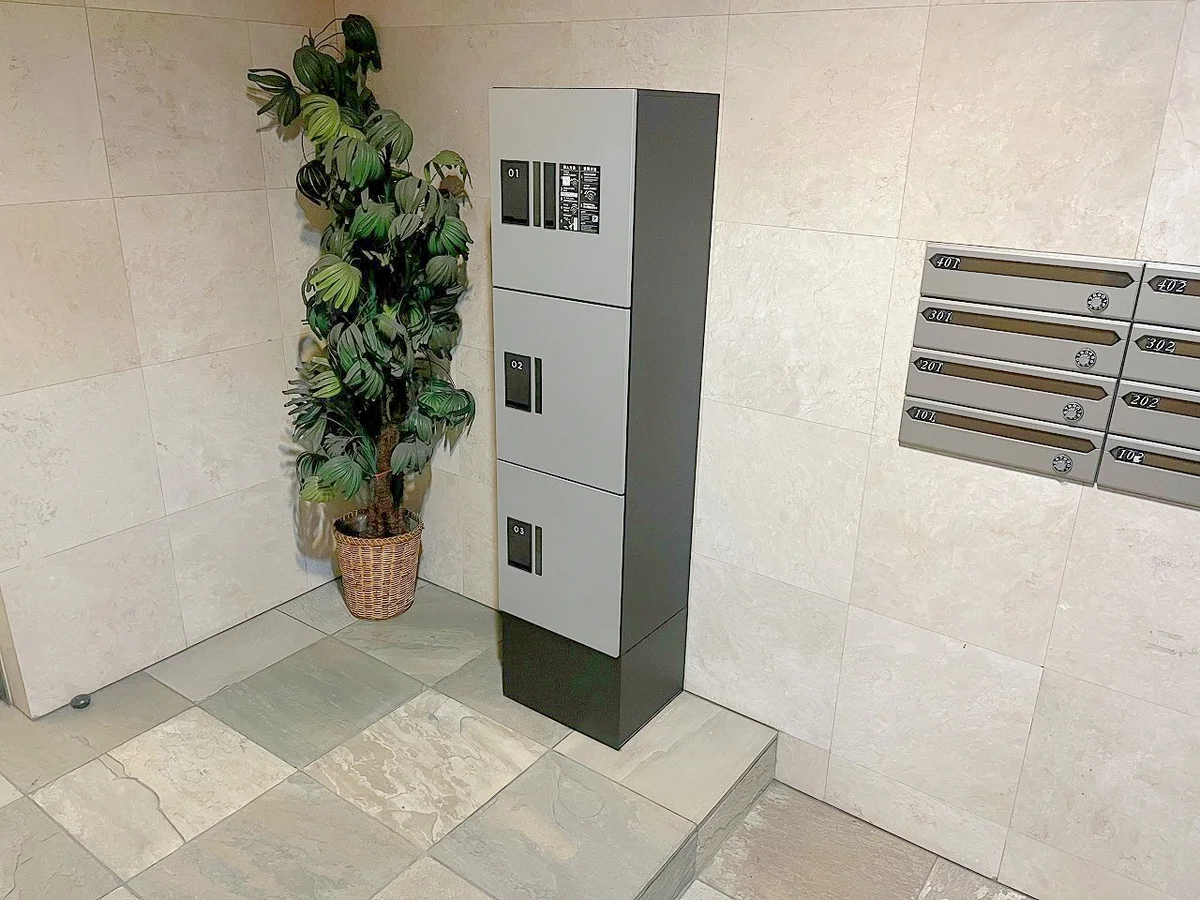 宅配ボックスもあります☆