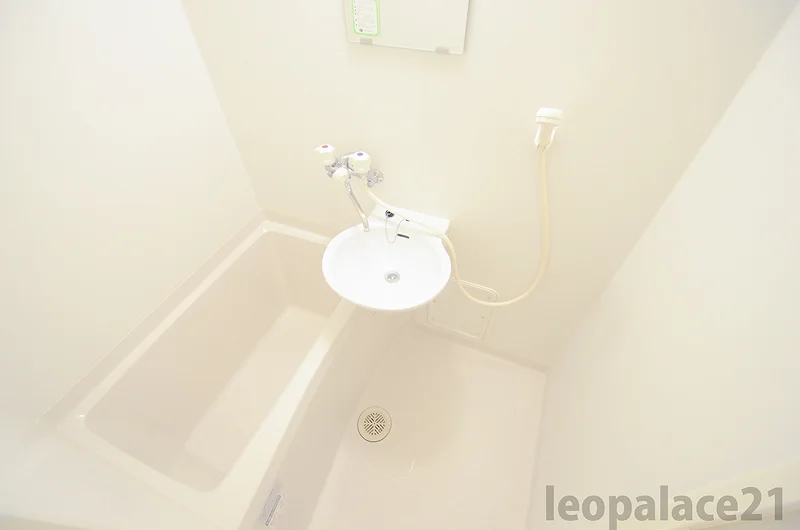 バス・トイレ別