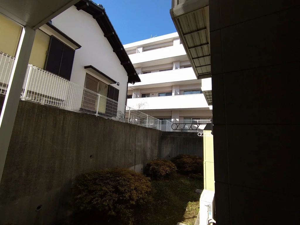 10～12号室側