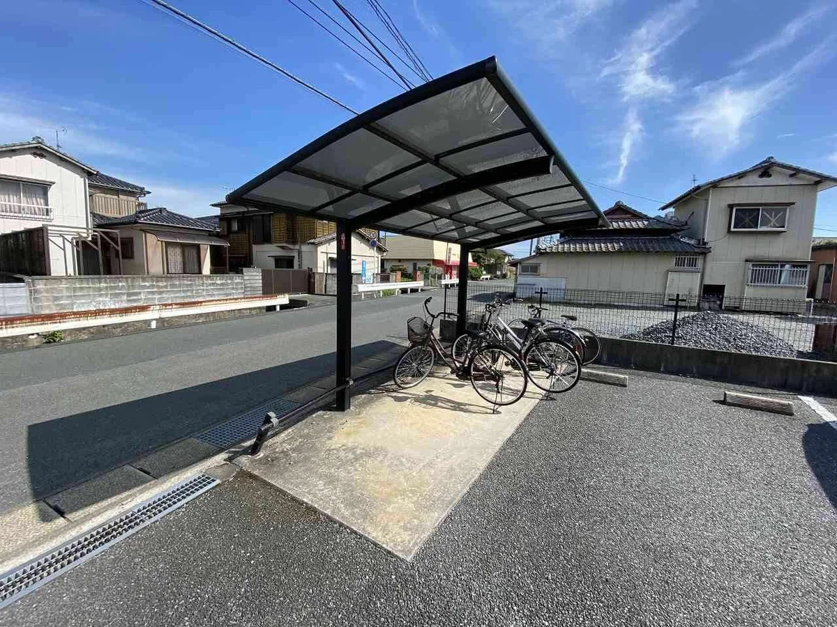 写真と現状が異なる場合は現状を優先します。