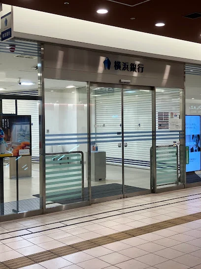 横浜銀行 戸塚支店まで徒歩11分