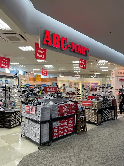 サクラス戸塚まで徒歩6分