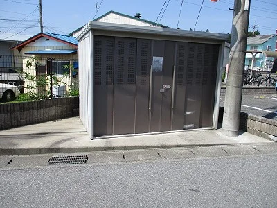 入居者様専用ゴミ庫です。