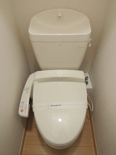 温水洗浄便座機能付