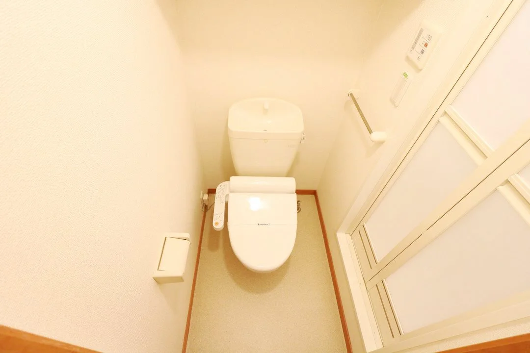 温水洗浄便座を完備しており快適な毎日を！