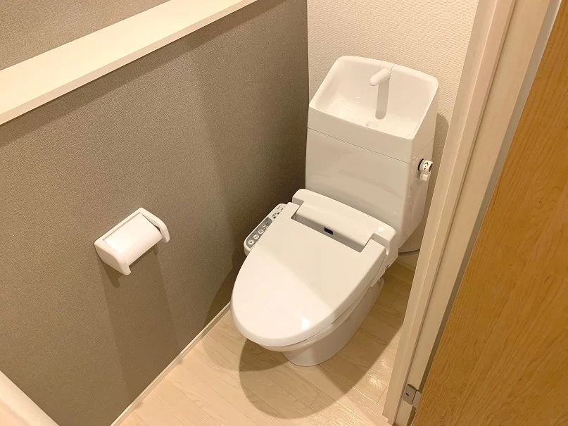 【トイレ】温水洗浄便座付き
