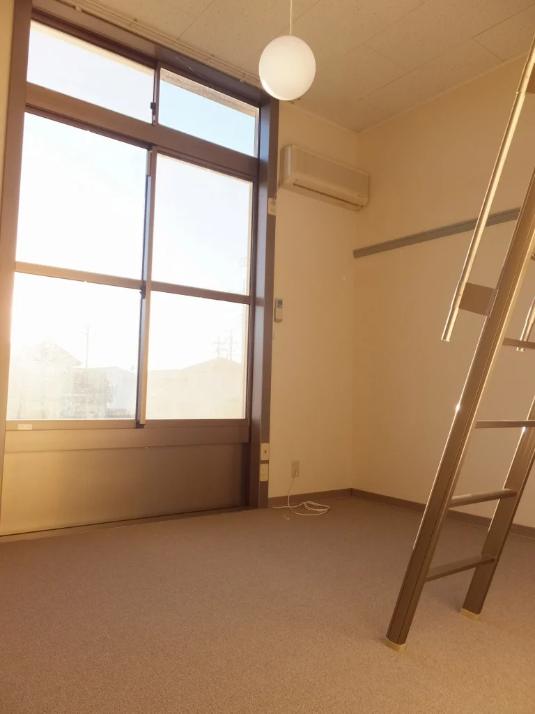 家具・家電無しのお部屋です。