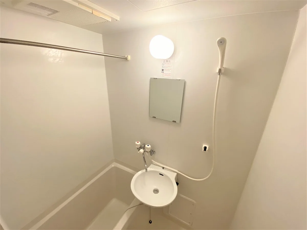 設備・使用は号室により異なる為、現況を優先致します。