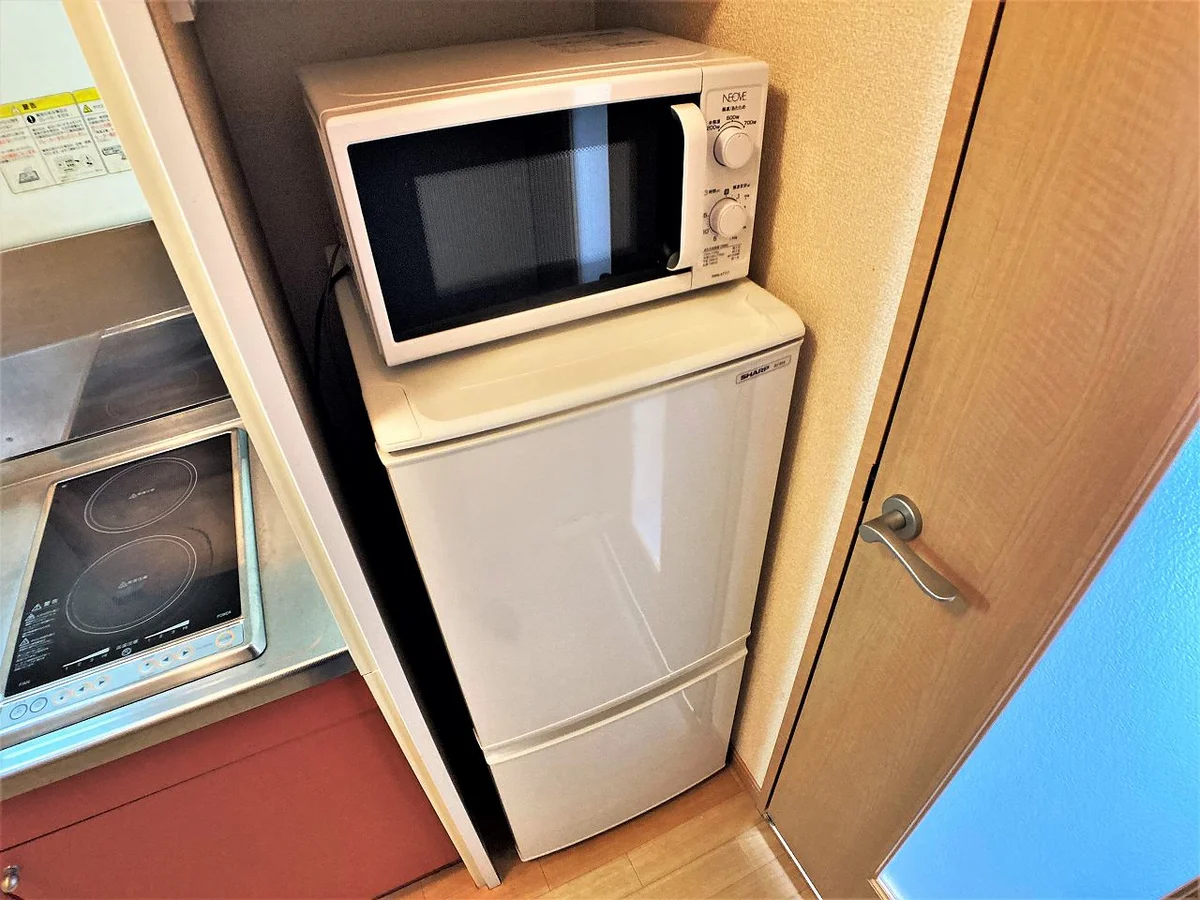 電子レンジと冷蔵庫
