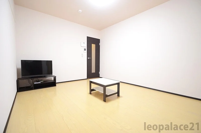 備品や設備仕様は号室等により異なります現地をご確認下さい。