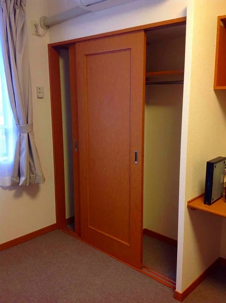 同タイプ部屋の写真となり設備等は現況と異なる場合があります。